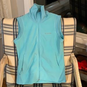 Columbia vest
